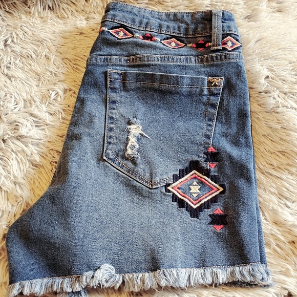 Nanette Lepore High Waisted Shorts 10 - Picture 5 of 6